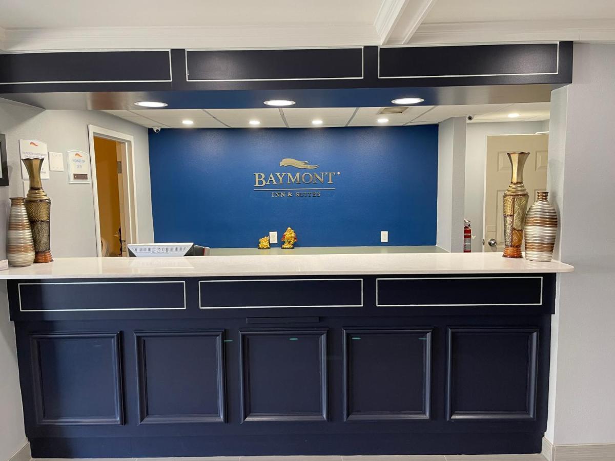 Hotel Baymont By Wyndham Branford/New Haven Exterior foto