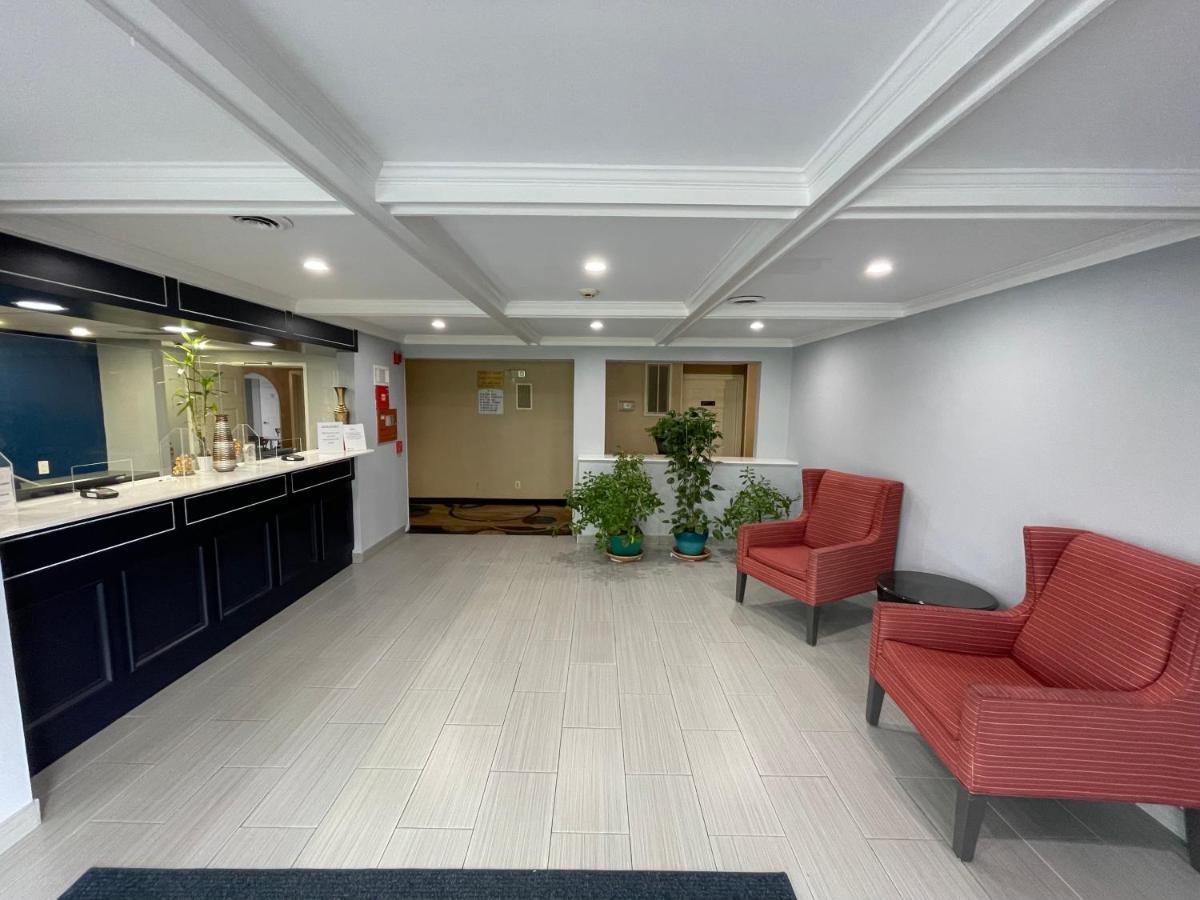 Hotel Baymont By Wyndham Branford/New Haven Exterior foto